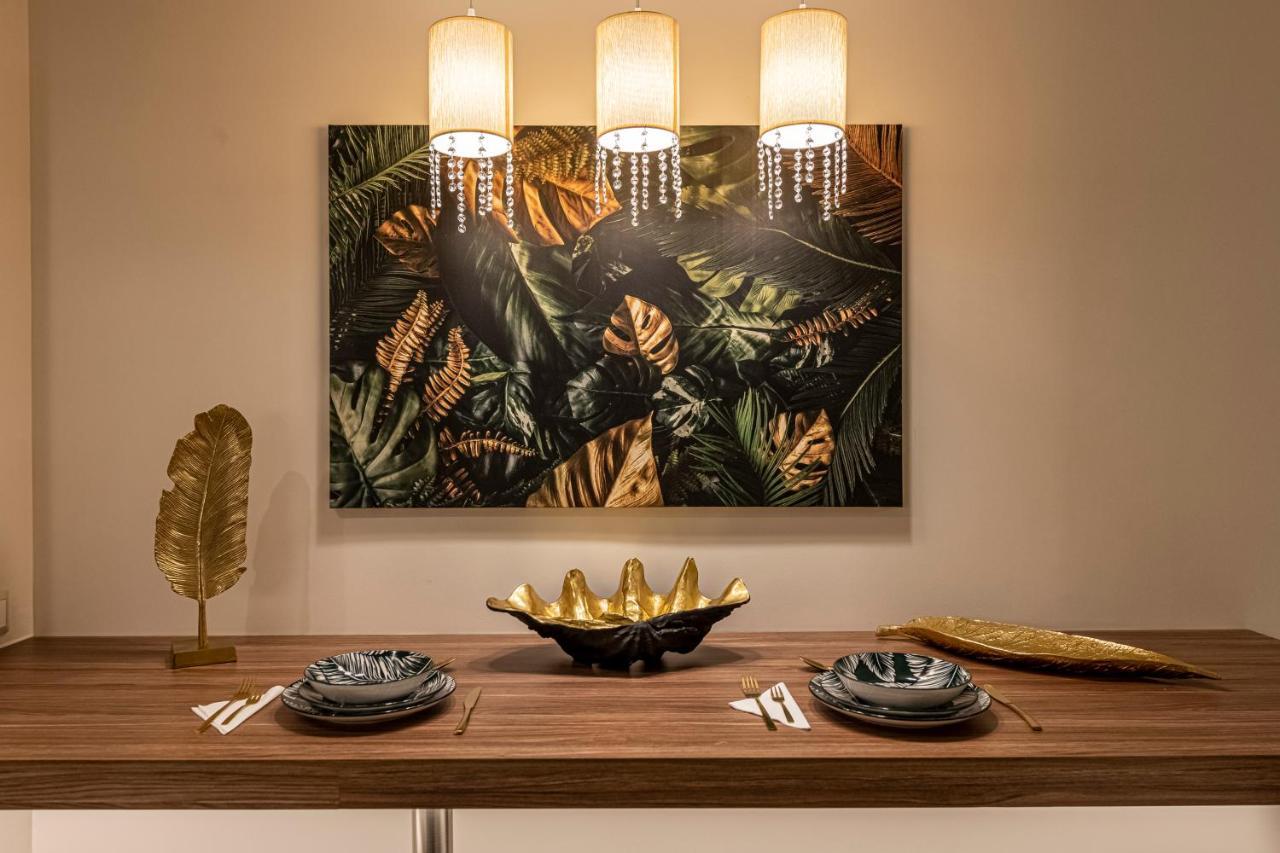 Psyche & Eros Mythical Suites Athens Luaran gambar